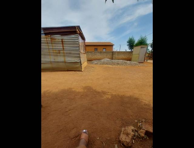 LAND FOR SALE IN SOSHANGUVE SOUTH